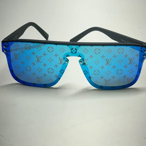 Louis Vuitton Blue Monogram LV Reflective Sunglasses mens NEW - Picture 2 of 8